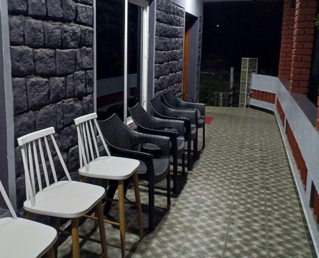 Pear Tree Inn Villa Kotagiri Buitenkant foto